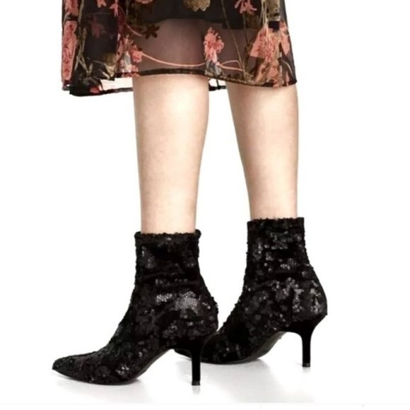 ZARA Sequin  Ankle Boot with velvet Heel Black - Picture 1 of 2